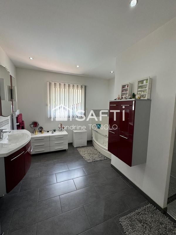 Villa - 207 m² - 5 pièces