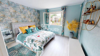 Maison - 216 m² - 6 pièces