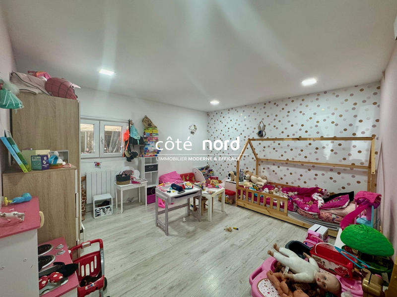 Maison - 270 m² - 5 pièces