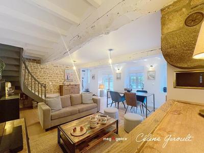 Maison en pierre - 160 m² - 5 pièces