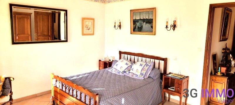 Viager - Maison - 300 m² - 8 pièces
