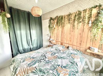 Maison - 80 m² - 5 pièces