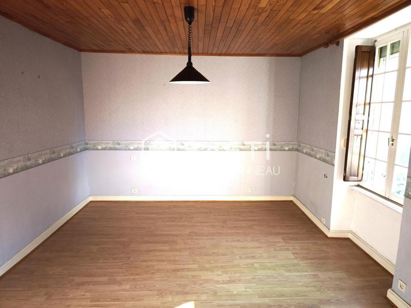 Maison - 195 m² - 6 pièces