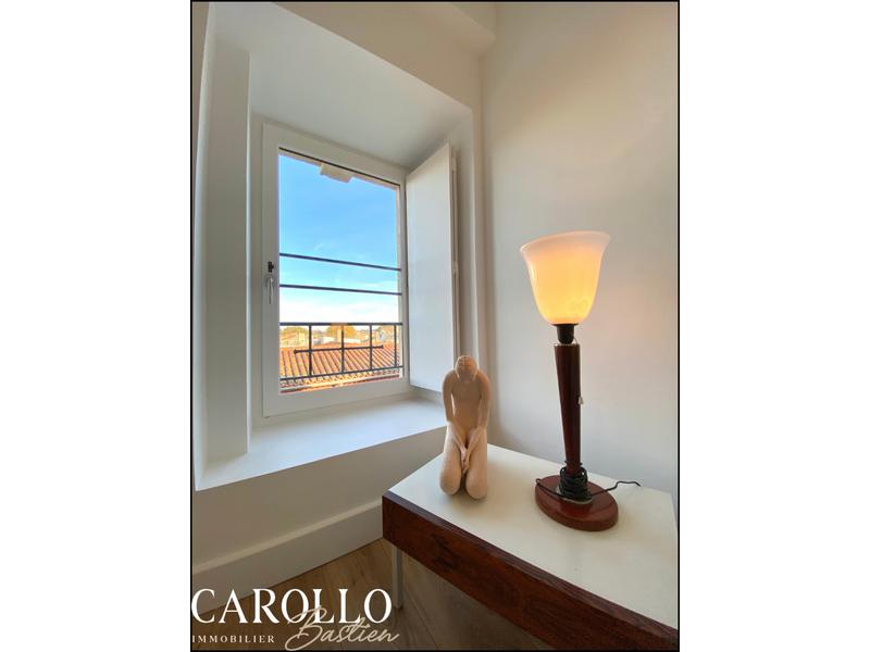 Duplex - 193 m² - 7 pièces