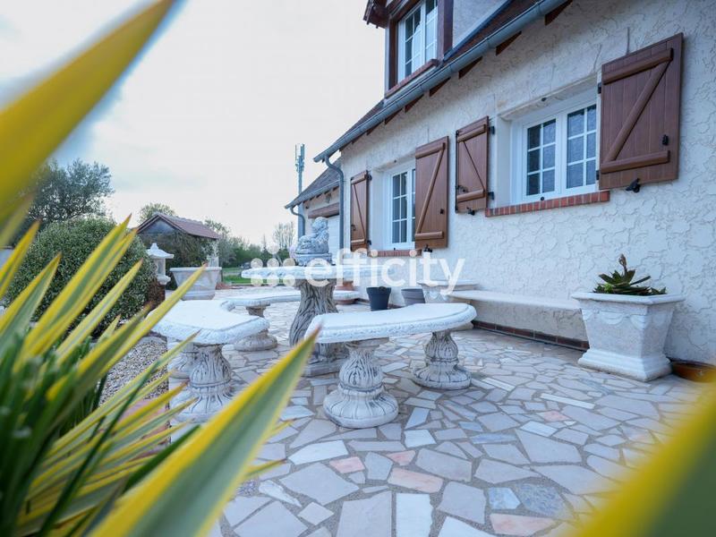 Maison - 210 m² - 7 pièces