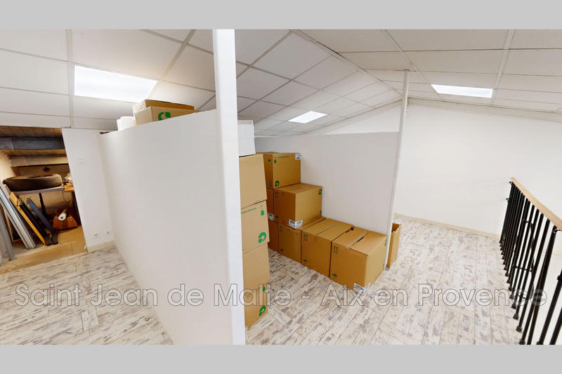 Fonds de commerce - 75 m²