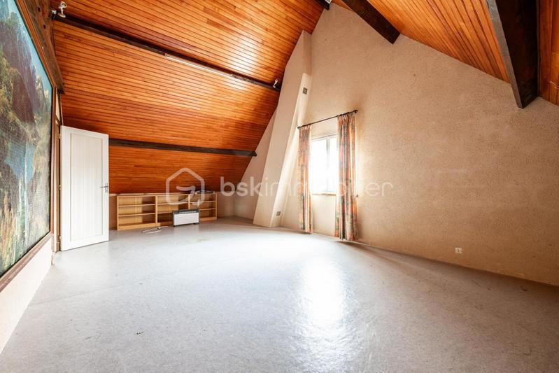 Maison - 175 m² - 8 pièces