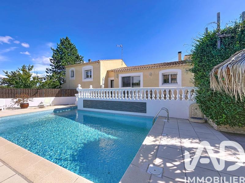 Maison - 240 m² - 5 pièces