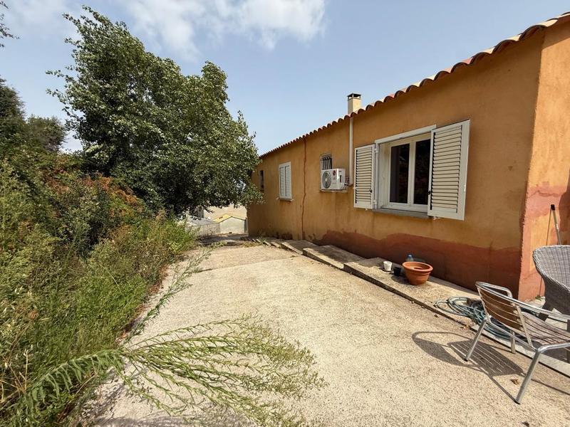 Villa - 190 m² - 8 pièces