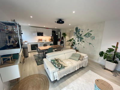 Appartement - 64 m² - 3 pièces