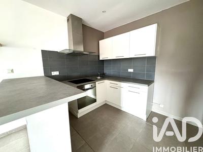 Appartement - 86 m² - 4 pièces