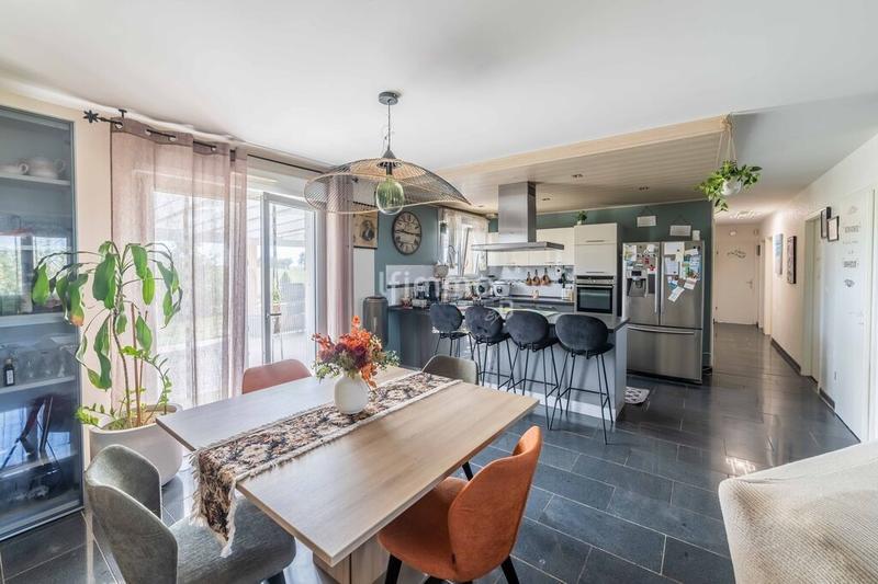 Maison - 106 m² - 5 pièces