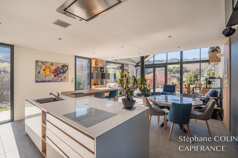 Maison - 122 m² - 5 pièces