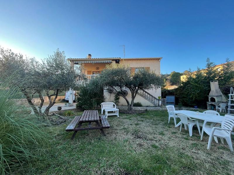 Maison - 150 m² - 4 pièces