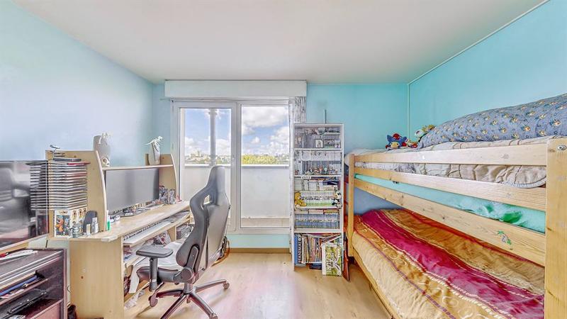 Appartement - 82 m² - 4 pièces