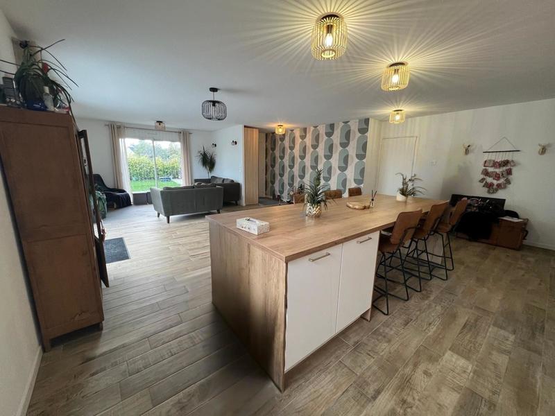 Maison - 121 m² - 5 pièces