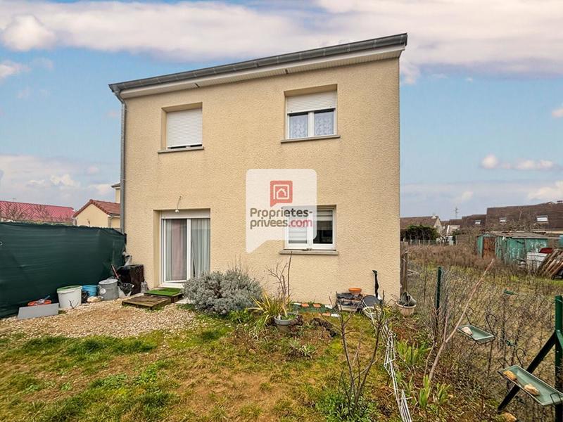 Maison - 90 m² - 4 pièces