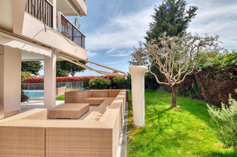 Appartement - 445 m² - 10 pièces