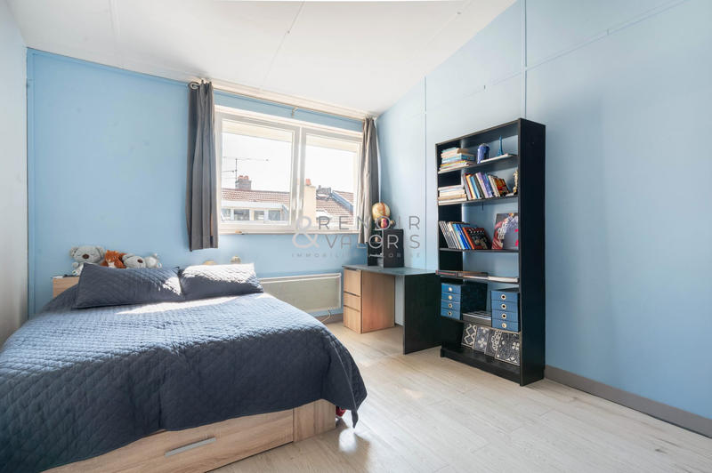 Appartement - 147 m² - 6 pièces