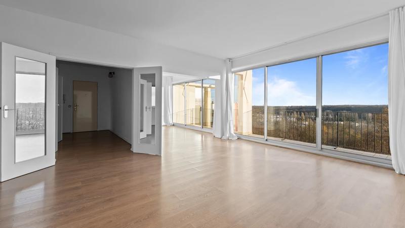 Appartement - 147 m² - 7 pièces