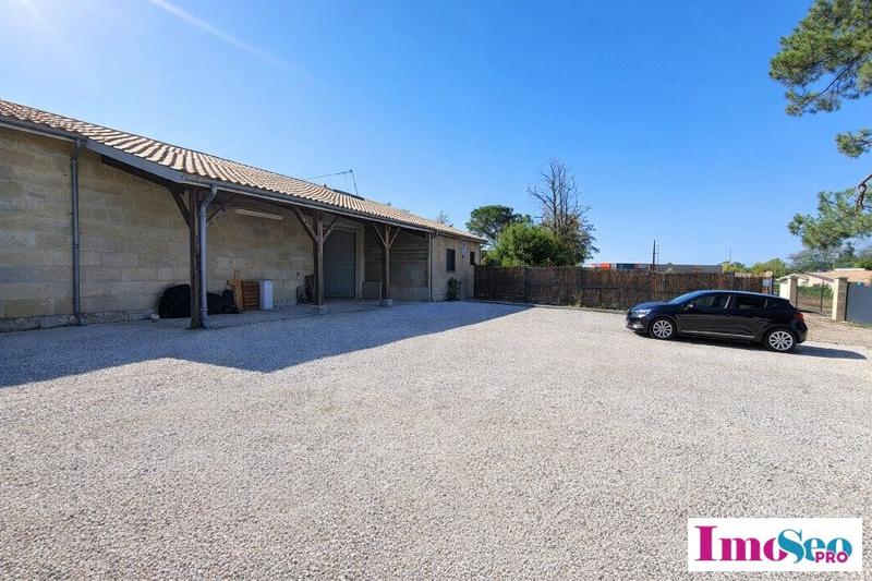 Local d'activité / Entrepôt - 100 m²