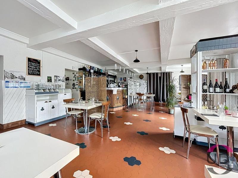 Immeuble - 585 m² - 2 pièces