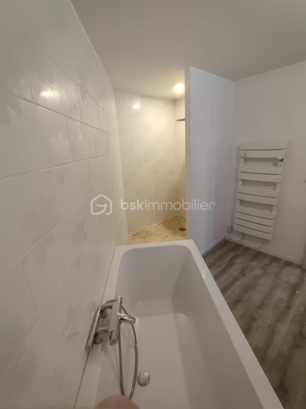 Appartement - 67 m² - 2 pièces