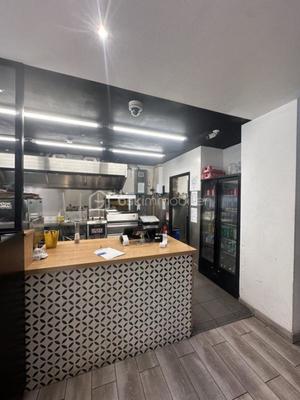 Local commercial - 70 m² - 2 pièces