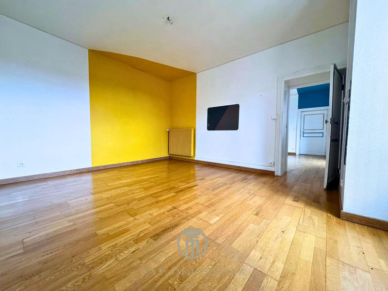 Maison - 191 m² - 7 pièces