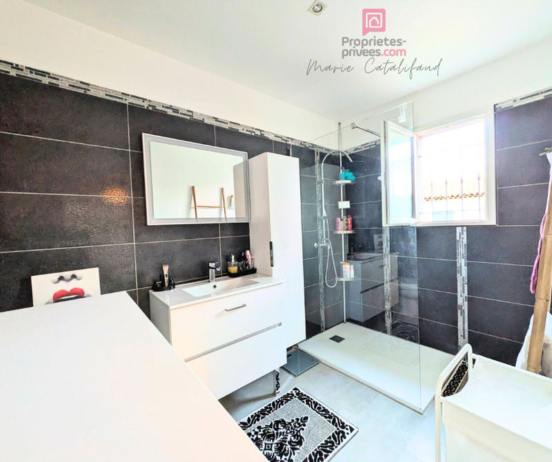 Maison - 115 m² - 4 pièces