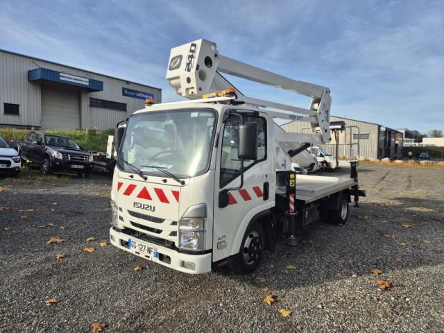 Isuzu M21 t 3.5t H Nacelle Socage 24d