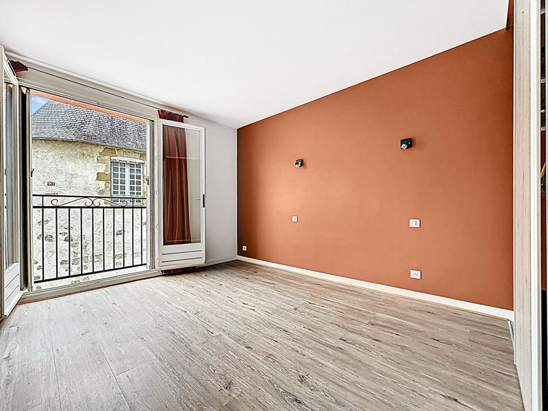 Appartement - 94 m² - 4 pièces