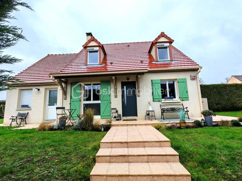 Maison - 91 m² - 6 pièces