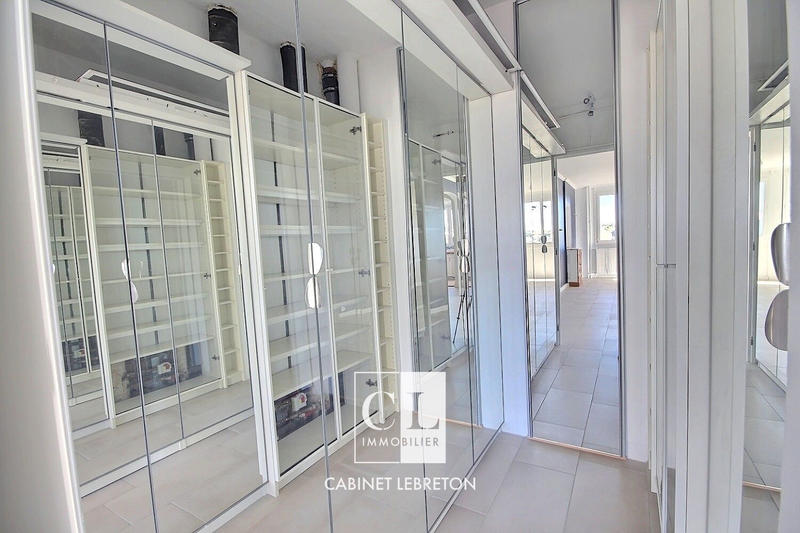 Appartement - 75 m² - 3 pièces