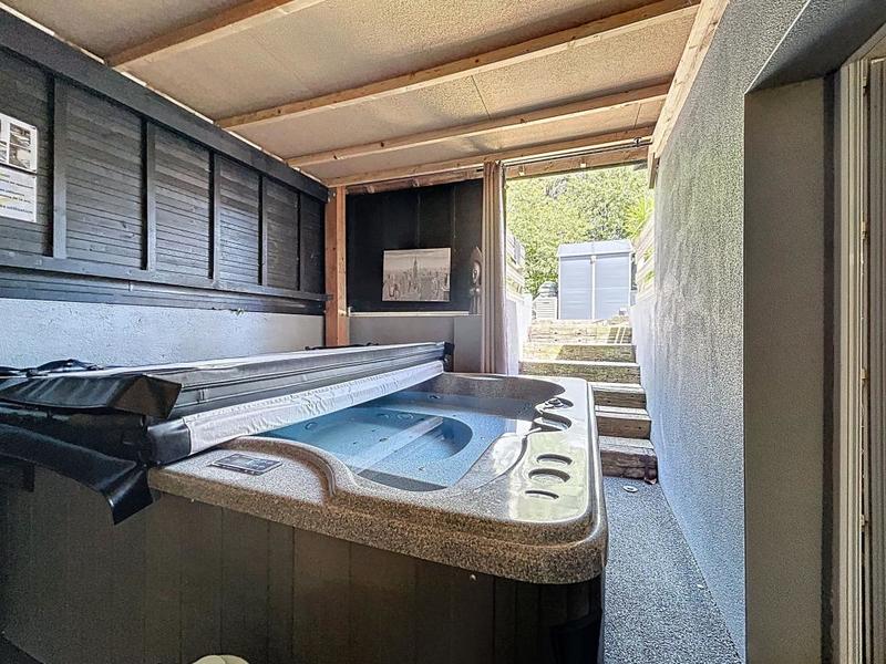 Maison - 137 m² - 6 pièces