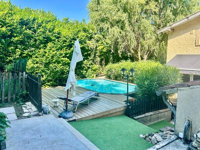 Maison - 105 m² - 4 pièces