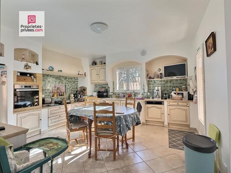 Villa - 188 m² - 6 pièces