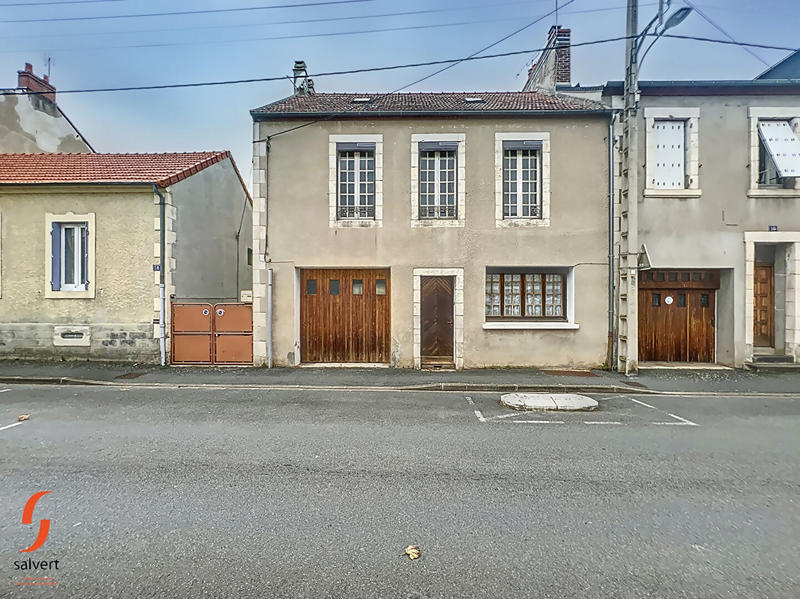 Maison - 95 m² - 5 pièces