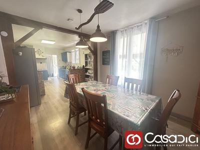 Maison - 108 m² - 6 pièces