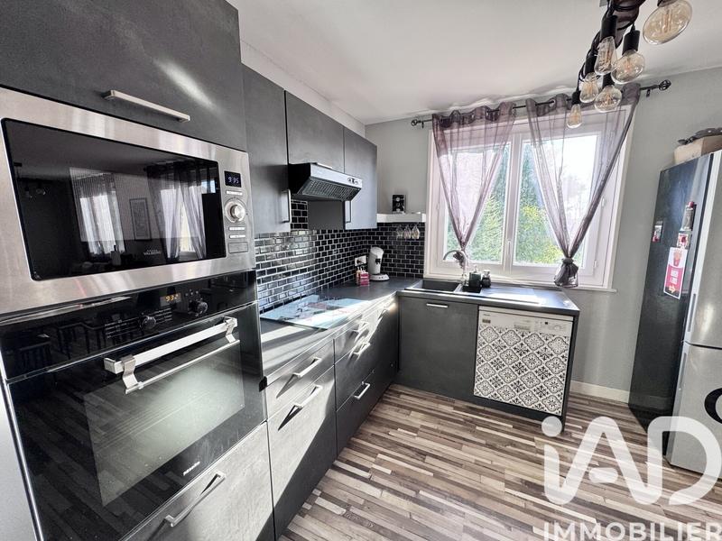 Maison - 77 m² - 4 pièces