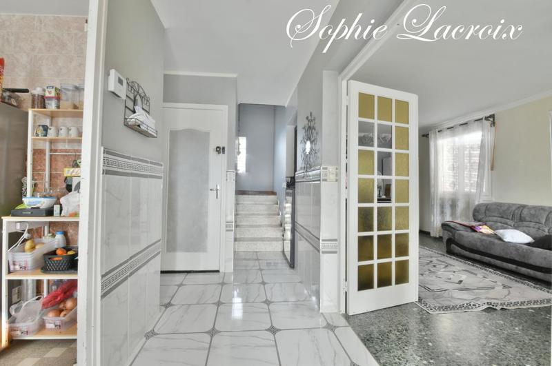 Villa - 149 m² - 6 pièces