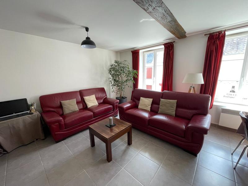 Local commercial - 179 m² - 7 pièces