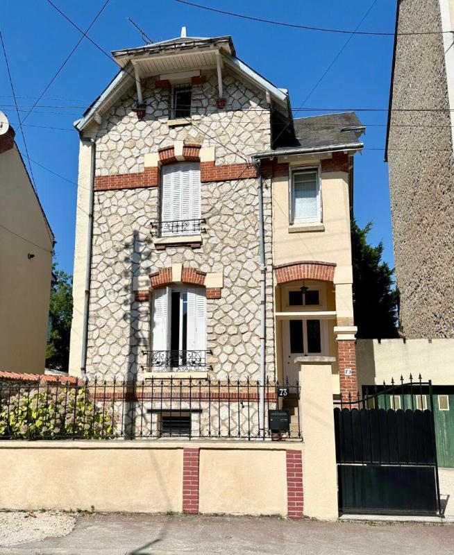 Maison - 85 m² - 4 pièces