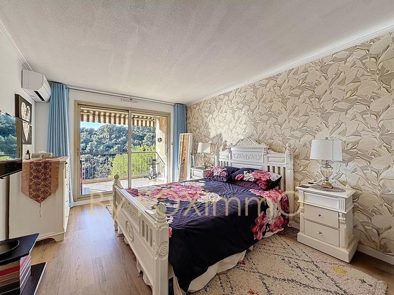 Appartement - 131 m² - 5 pièces