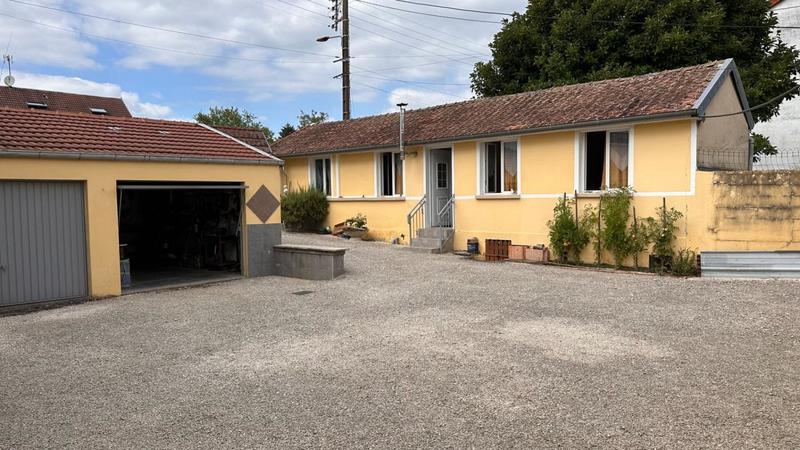 Maison - 100 m² - 5 pièces