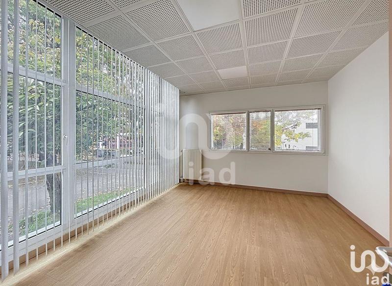 Bureau - 121 m²