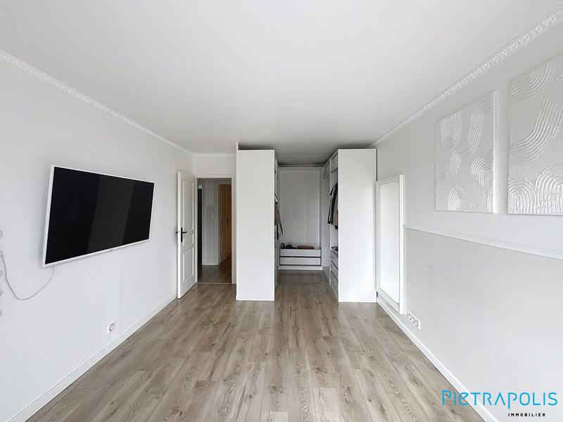 Appartement - 79 m² - 3 pièces