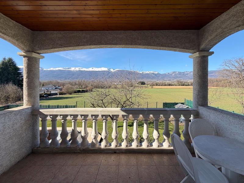 Maison - 206 m² - 6 pièces