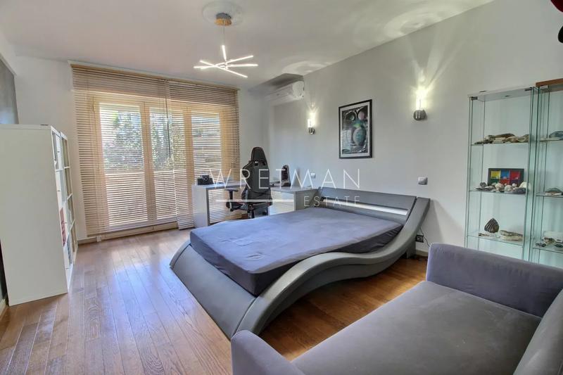 Maison - 173 m² - 7 pièces