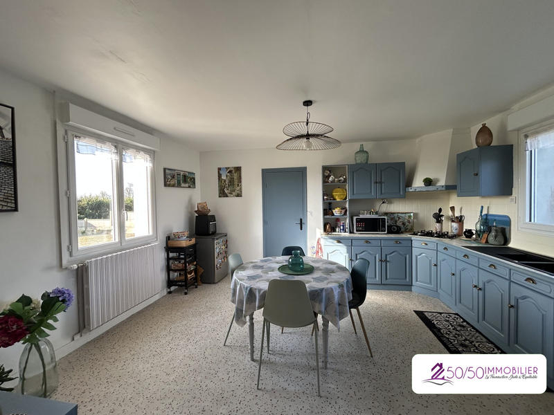 Maison traditionnelle - 95 m² - 5 pièces